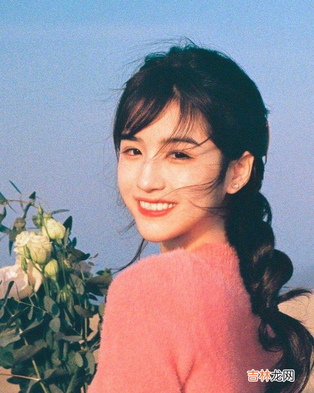 女人出轨难道都是因为无奈和缺爱吗？由于出轨一定会围绕着‘性’展开 不管是男人出轨还是女人出轨，本质都是一样的：因为新鲜感