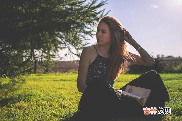 女人在年轻的时候 有远见的父亲给女儿的忠告：男人没有这三样，还是别嫁了
