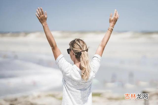 当一段感情走不下去的时候 男人想要的婚姻生活，是女人可以陪他同甘共苦