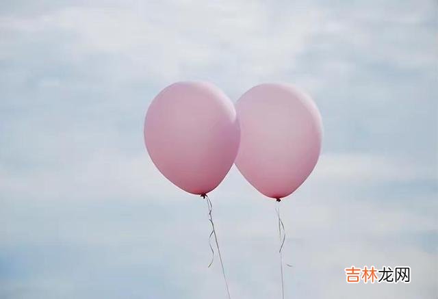 无意中看到这样的一个视频 女人一定要记得，你抱怨谁，你就享不了谁的福气