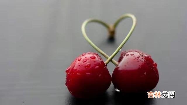 无意中看到这样的一个视频 女人一定要记得，你抱怨谁，你就享不了谁的福气