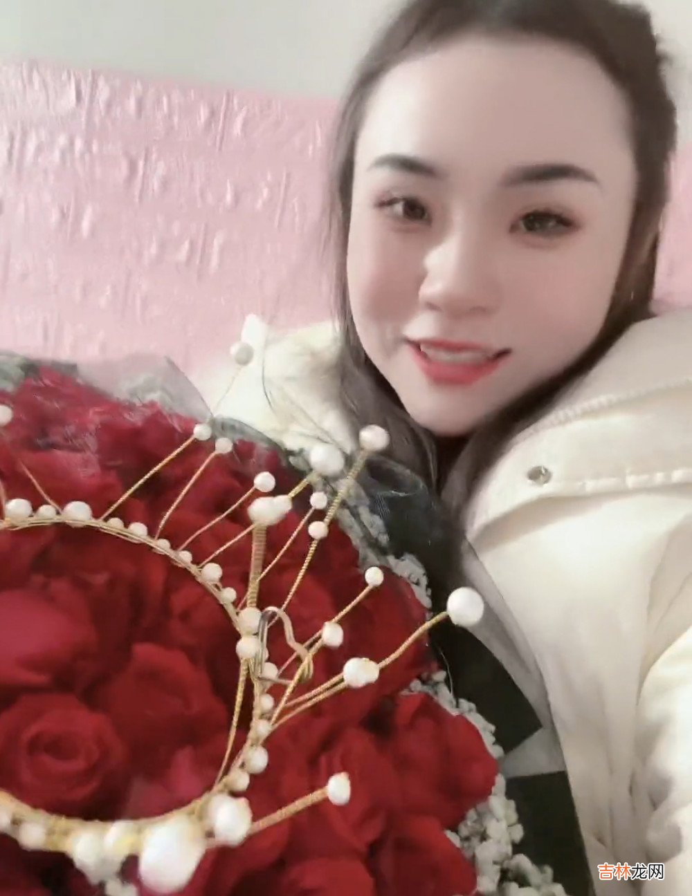 二婚女子带娃嫁给初恋，彩礼金饰头婚有的我都有，逆袭成人生赢家