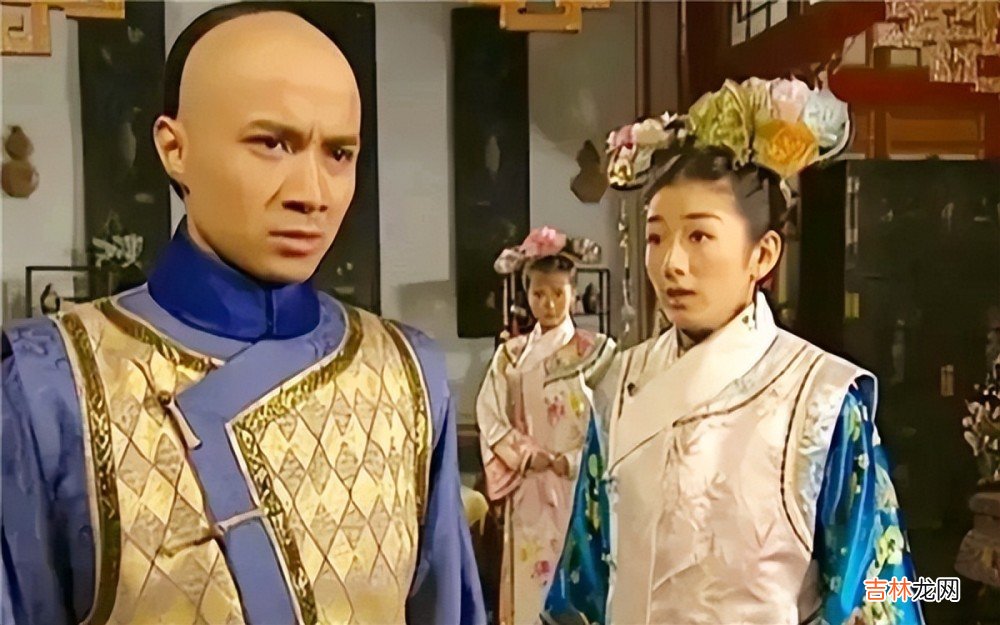 小燕子和知画谁是正妻？睡衣、旗头上的区别！当家主母一目了然