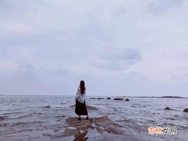 关于爱情 一个男人想和你确定关系，就会有这几个举动，别错过了