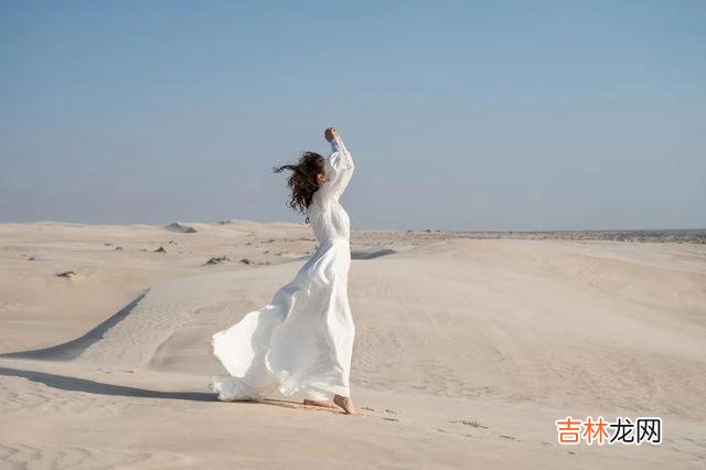 1.|男人爱你的时候，会有这3个表现，说明他对你的感情变了