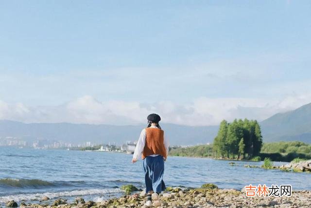 1.其实 爱情里，不要辜负遇见，不要太斤斤计较