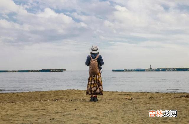 1.|女人年纪越大，越不结婚，并不会等待自己的盖世英雄