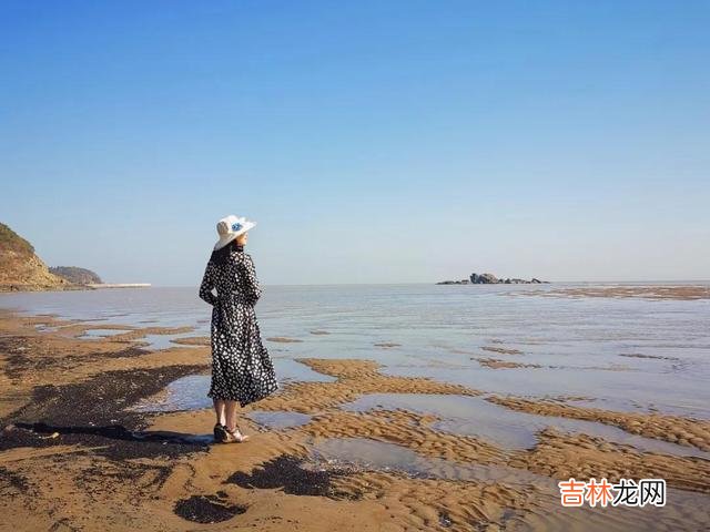 在生活中 不管夫妻两人感情多好，不要在外人面前吐槽自己的秘密