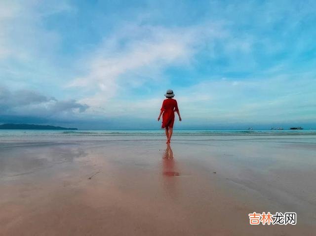 1.感情是一件很自然的事情 一段爱意的消失，从来不是一个人的责任，而是两个人缘分的散尽