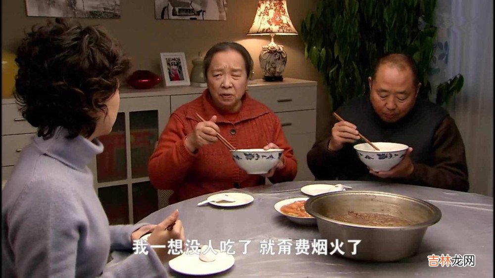 我，月薪三万的凤凰男，不懂丈母娘为何让我装穷，直到表妹上门了