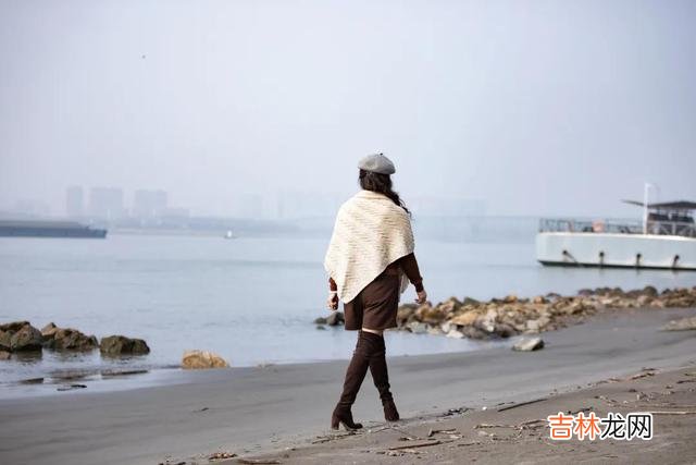 人这一生 经常这样发朋友圈的女人，一般层次都不高，你可以选择趁早远离