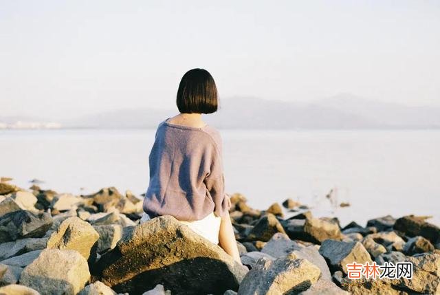 男女之间的感情 一段能让男人喜欢的，除了睡你，其实更渴望这3种“两感觉”