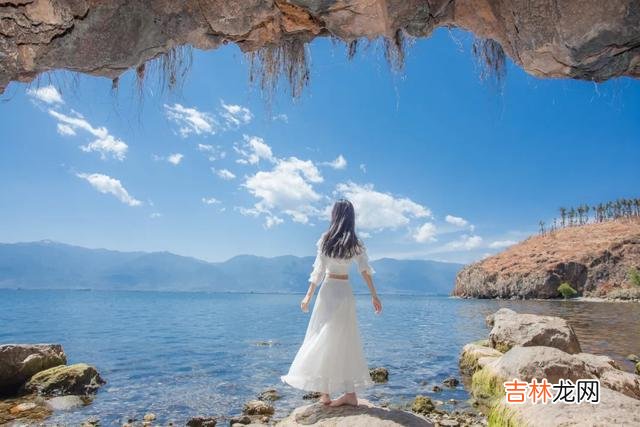 1.人和人之间的遇见 真正深爱的人，真的只适合放在心底，把爱放在心底，想念一辈子