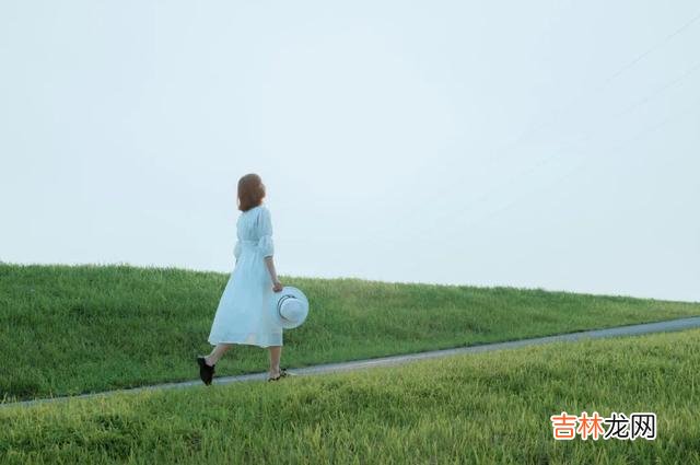 1.在感情里 在感情里，一个男人对女人的偏爱，一定会给你精神指引
