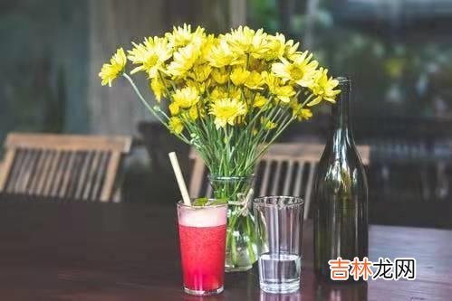 一个人对于另一个人的嫌弃 男人不爱你了，开始嫌弃你了，他的某些表现就会特别明显