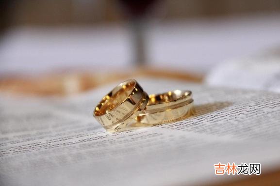 俗话说 这三个地方没有朋友的人，反倒说明他在三个地方不简单