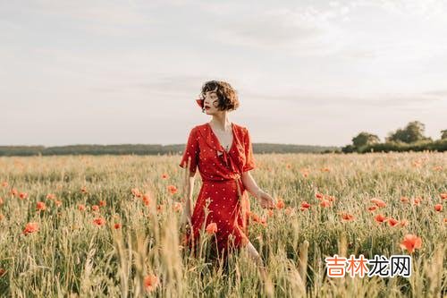 人到了五十岁，真正的悲哀并不是没钱，而是没有以下三样东西