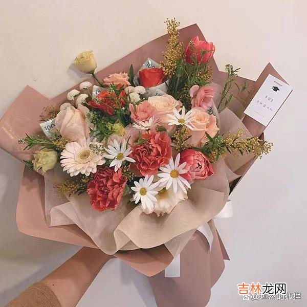 写在开始：或许 女人爱得太深，“有情饮水饱”，男人遵循好这三个原则