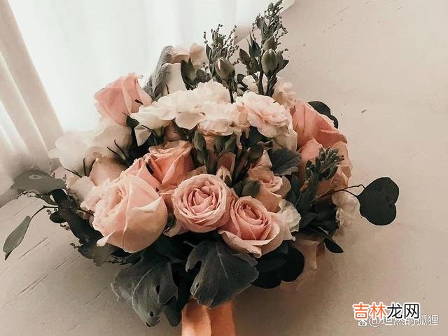 -01-都说 男人总说这三句很渣的话时，多半他心底里，已经很明显不爱你了
