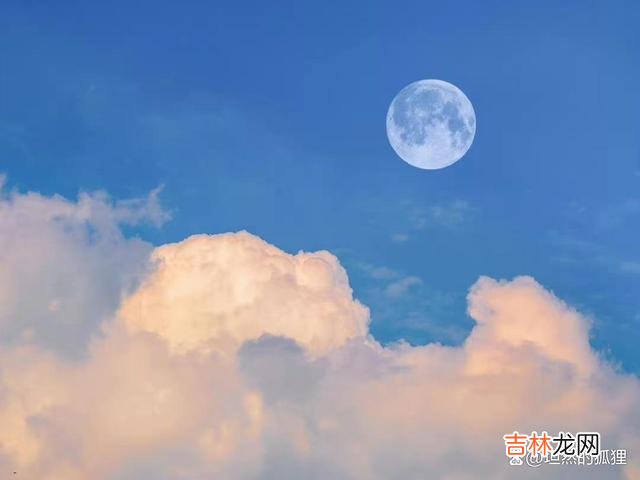 01开篇语还记得 人这一辈子，岁数越大，越会明白：爱情，需要互相成全