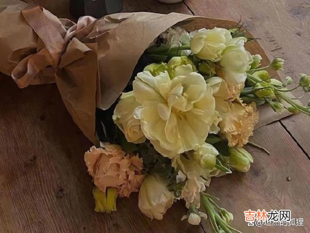 提到男女关系。|这种三角关系里：被抛弃的那个人，才是最幸运的人