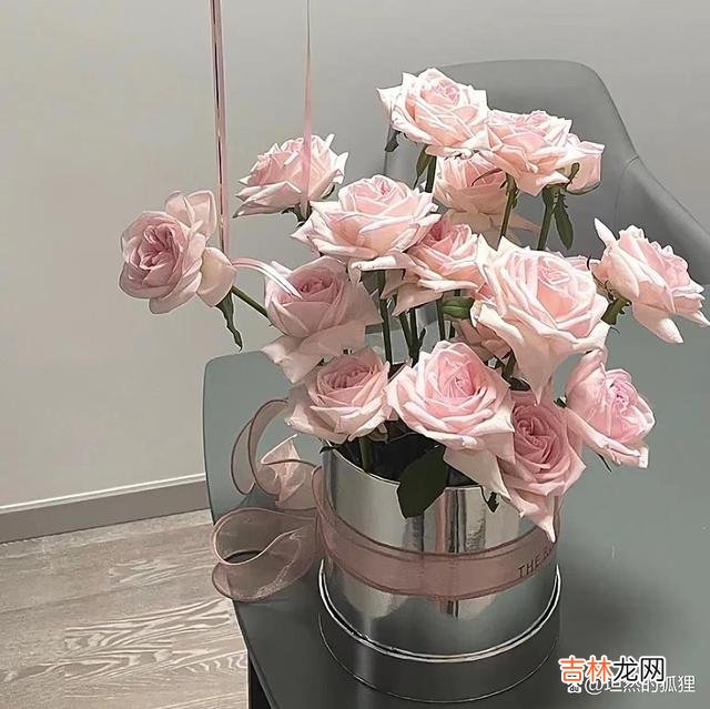 年少时 “高情商”的女人，会为男人做这四件事，让男人很着迷