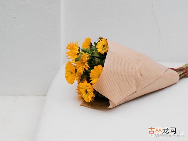 01-不少女人都会抱怨：谈恋爱 如果一个男人，能任由你做这三件事，说明他已经认定了你
