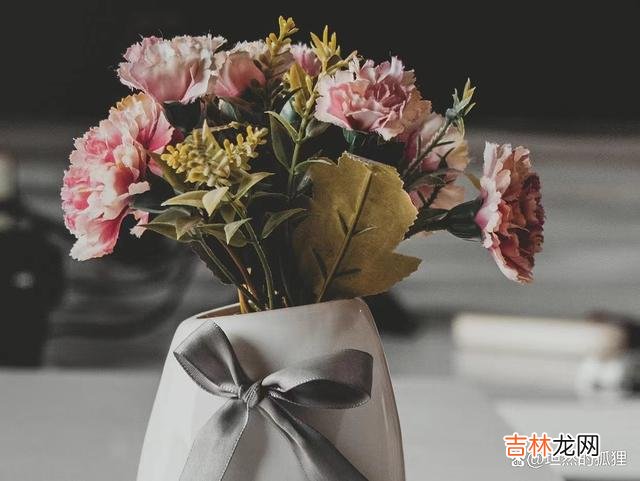 -01-古时候 男人婚外遇到的“红颜知己”，大都是由于这两个原因