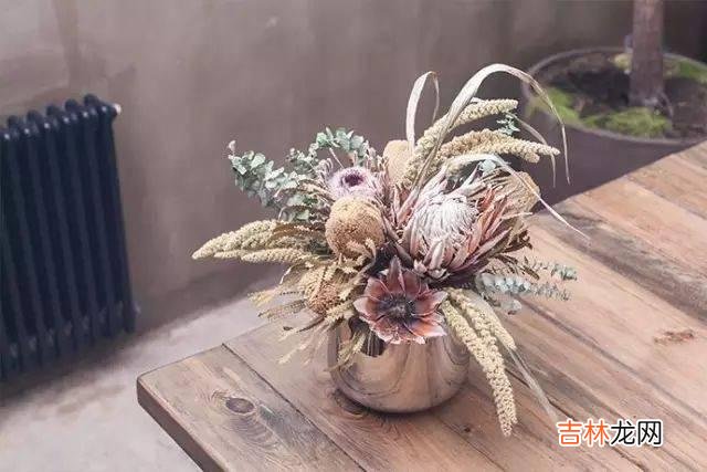 每个人对于爱情都是充满憧憬的 夫妻关闭社交媒体权限,收起这三样东西,多半是缘尽了