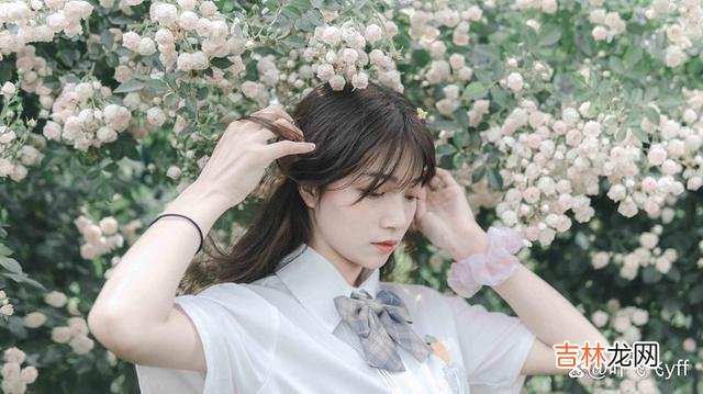 匡匡在《时有女子》里写：“我一生渴望被人收藏好 女人有意给你机会“泡她”，通常会有这三个暗示