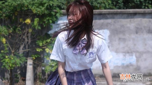 巴尔扎克说：“其实假装的爱情比真实的爱情还要完美 一个男人是不是渣男，微信聊天时的几个小细节就能看出来