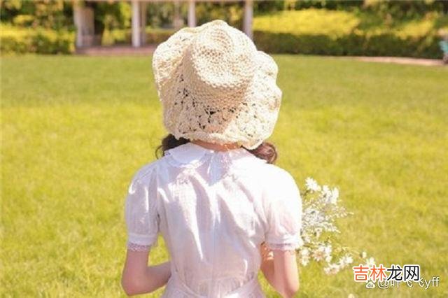 一段感情的产生 一个女人这样给你发消息，多半是等你来追求