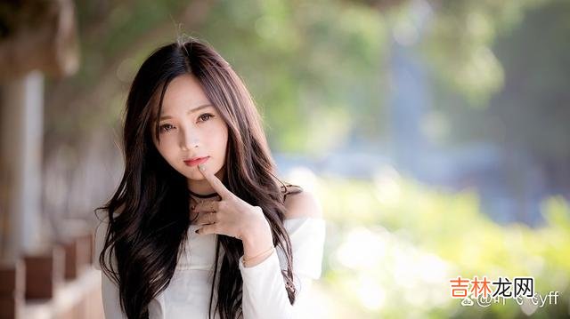 中年男女 中年男女关系亲密，往往是从这些“小事”开始的