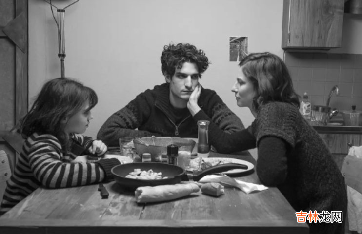 离婚男人掐住了谁的命门？