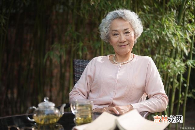 老有所依是每一个人到老年时都想有的生活。|年轻时吃得苦，晚年不依靠儿女，晚年不依靠子女生活过得舒服