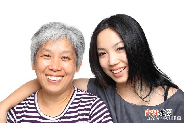 一辈子只生育了一个女儿的父母要如何养老？中国人注重养儿防老 68岁的楚阿姨遇到了养老的尴尬事，被亲家嘲笑鹊巢鸠占