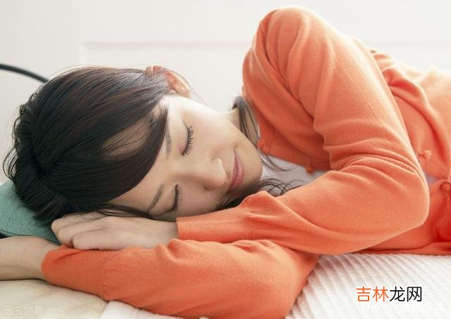 50岁离婚 离婚后选择回到生养自己的地方生活，择一城终老，三餐四季独自过