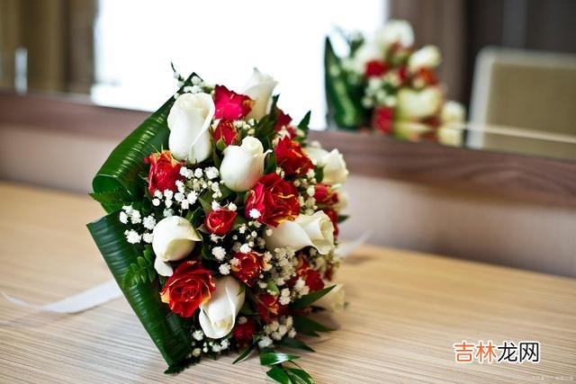 有一种傻女人 傻女人才碰婚外情,因为在婚外情里,受伤害的永远都是女人