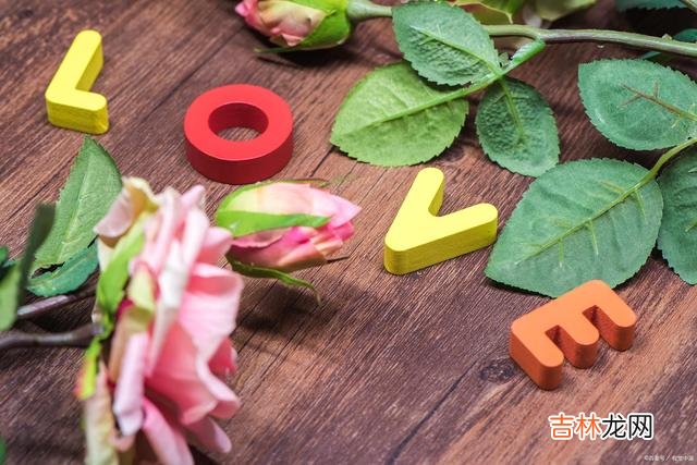 娶一个二婚女人做妻子 娶个二婚女人做妻子，要不要给彩礼？