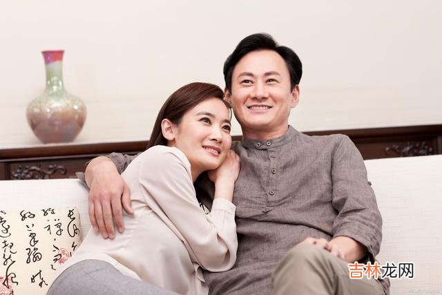 执子之手以子偕老的婚姻应该是以爱情做基础的 如果一个男人有以下三个行为之一，那么他是不爱自己妻子的