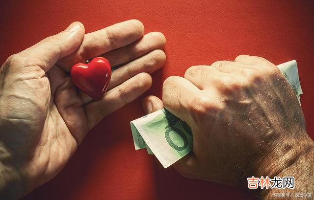 感情和利益都是一段婚姻的基础。|男人出轨了,原配想要离婚,可能对原配来说,损失会更大