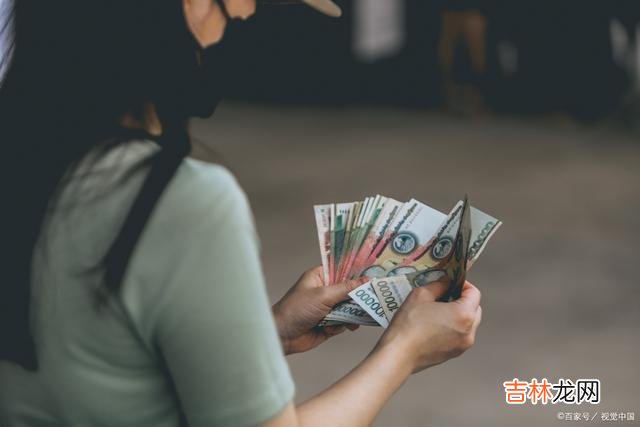 那些不要出轨男人的钱 对付一些比较特殊的小三，原配也要学会用一些奇招