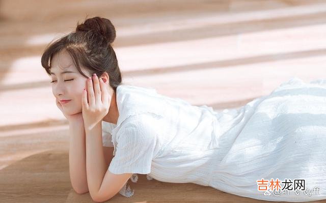 女人在择偶的时候 想和女人发展亲密关系，一般要具备这三个“前提条件”