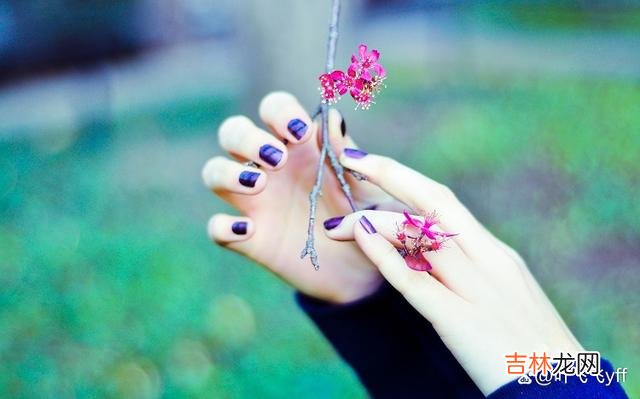 这三种微信头像的女人，往往不好撩