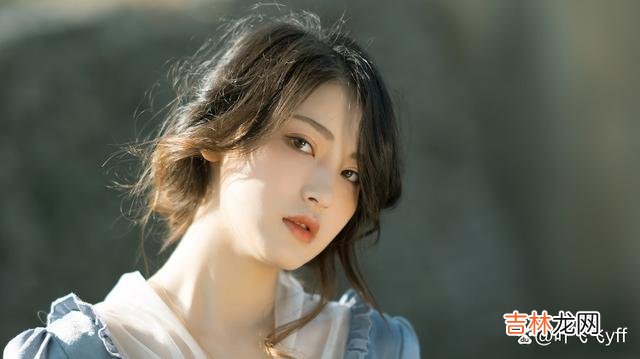 女人是不是喜欢你 一个女人偷偷喜欢你，微信上会露出两个“痕迹”