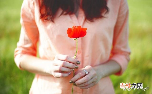 如今 相亲百次失败的经历来看，大龄剩女剩下不外乎以下两点