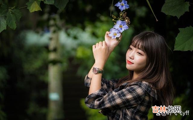 亦舒在《玫瑰的故事》里写：“两个人在一起生活 无论是夫妻还是情人，一旦相处出现这三种情况，就是缘分走到尽头