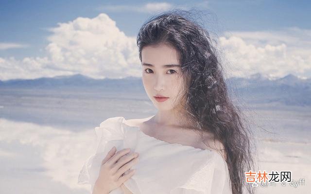 俗话说：“小别胜新婚。|夫妻久别重逢后，做的第一件事，往往暴露了感情的真实状态
