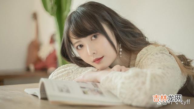 有人说：“女人真正爱上一个男人以后 女人主动和你分享三样东西，多半是有意让你来撩，别后知后觉