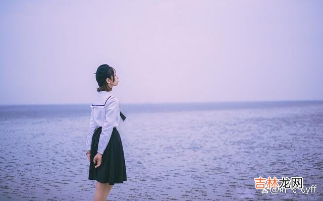 女人有以下三个反常的表现，不是讨厌你，多半是在暗恋你